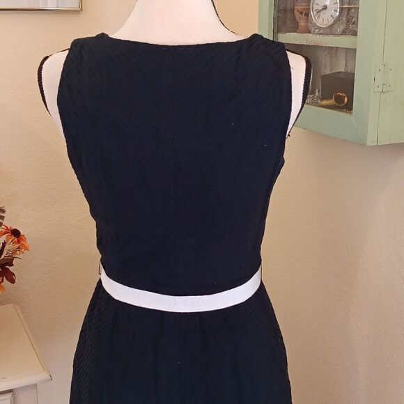 Banana Republic Textured Fit and Flare Dress - Picture 7 of 12